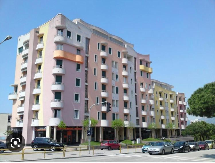 Capital Rooms Split Exterior foto